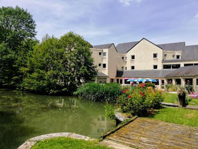 Logis Hotel Le Relais Du Moulin Valençay Buitenkant foto