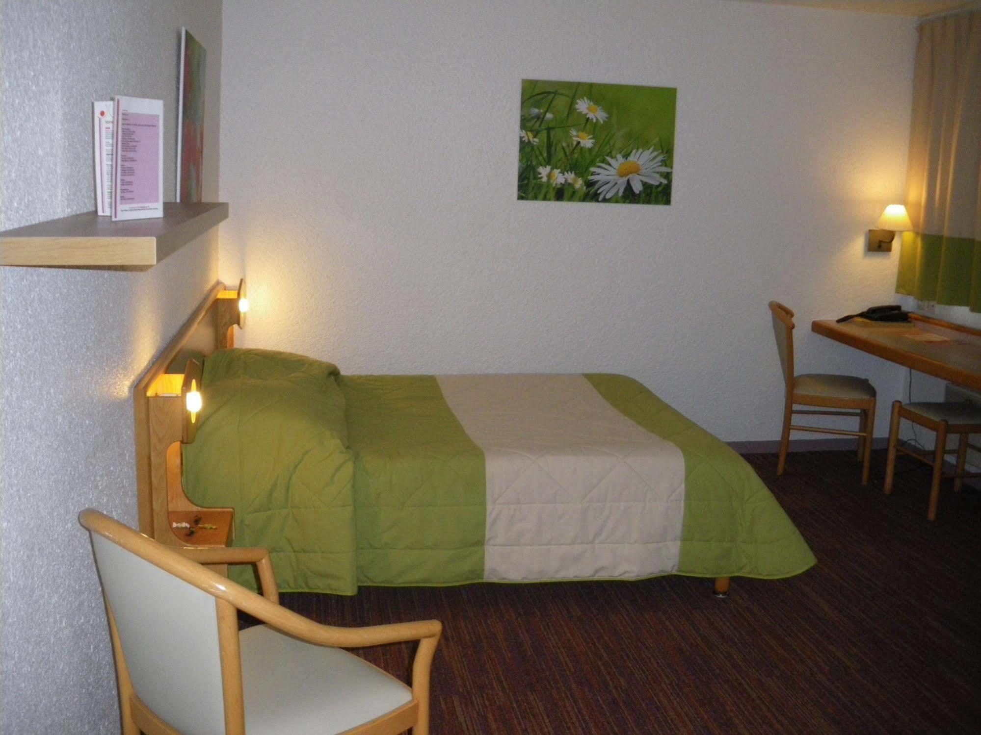 Logis Hotel Le Relais Du Moulin Valençay Buitenkant foto