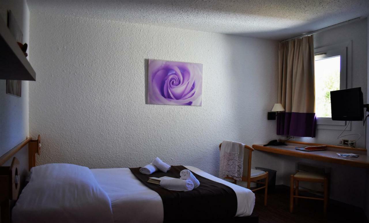 Logis Hotel Le Relais Du Moulin Valençay Buitenkant foto